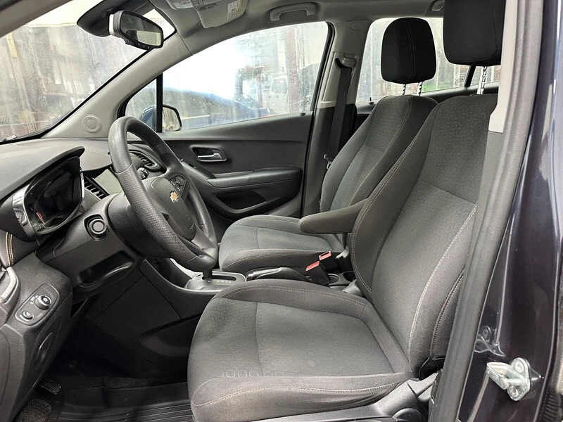 2018 Chevrolet Trax - Image 11 of 21