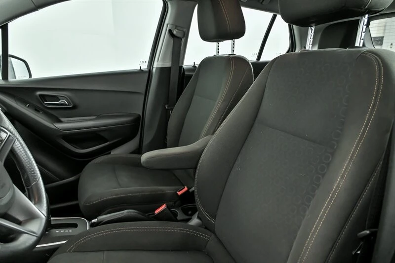 2018 Chevrolet Trax - Image 18 of 21