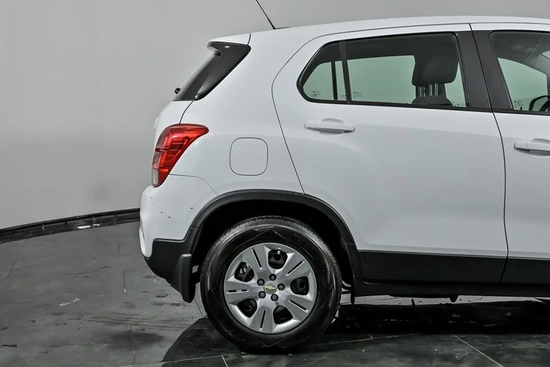 2018 Chevrolet Trax - Image 11 of 21