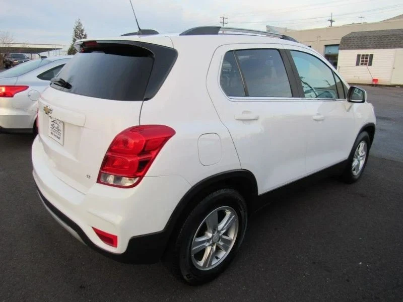 2018 Chevrolet Trax - Image 8 of 12