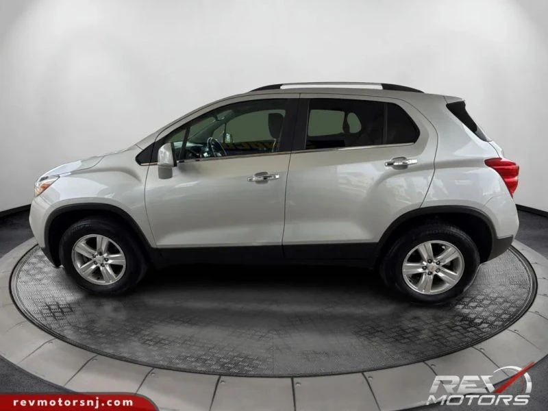 2018 Chevrolet Trax - Image 2 of 12