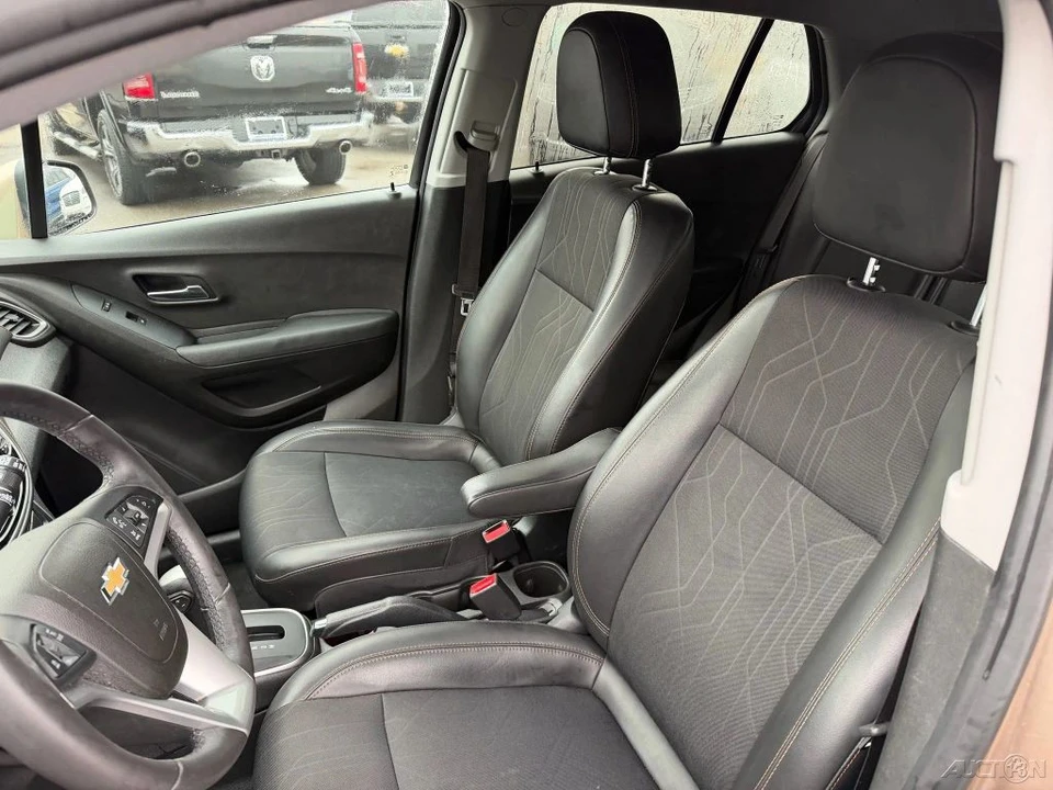 2018 Chevrolet Trax - Image 9 of 12