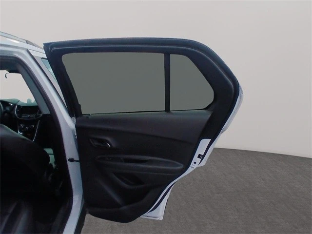 2018 Chevrolet Trax - Image 18 of 21