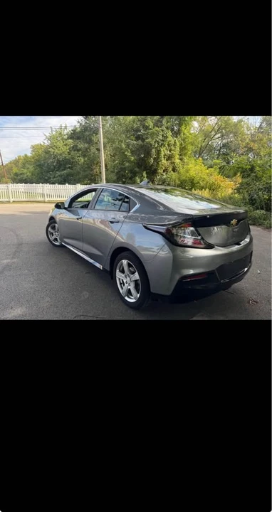2018 Chevrolet Volt - Image 9 of 14