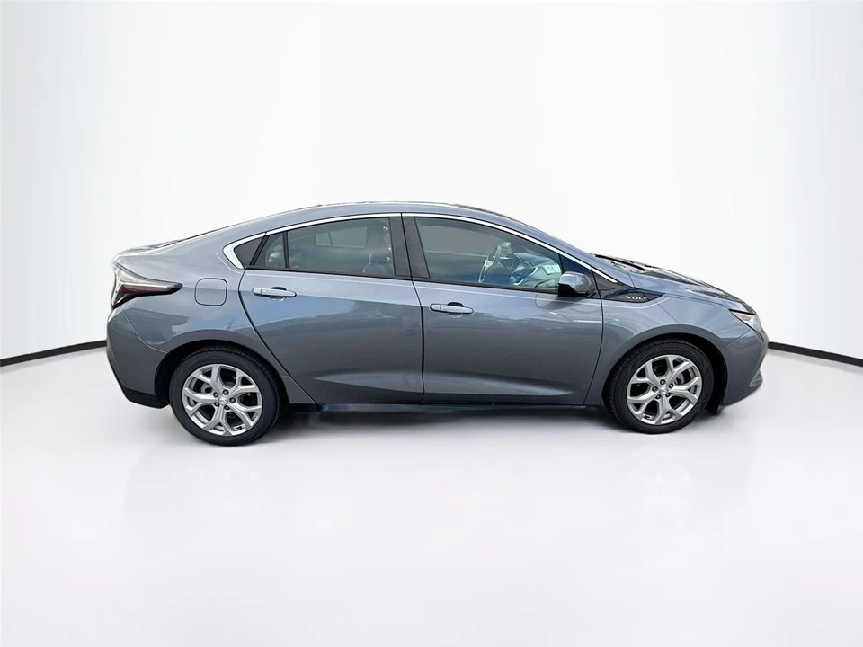 2018 Chevrolet Volt - Image 8 of 14