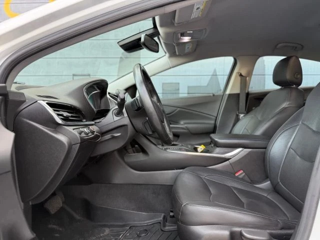 2018 Chevrolet Volt - Image 9 of 20