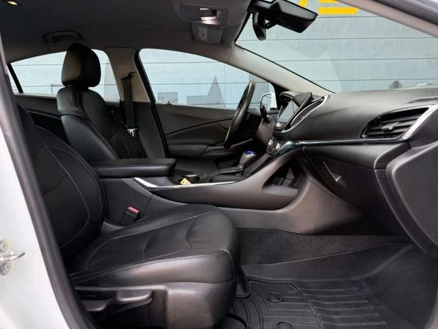 2018 Chevrolet Volt - Image 13 of 20