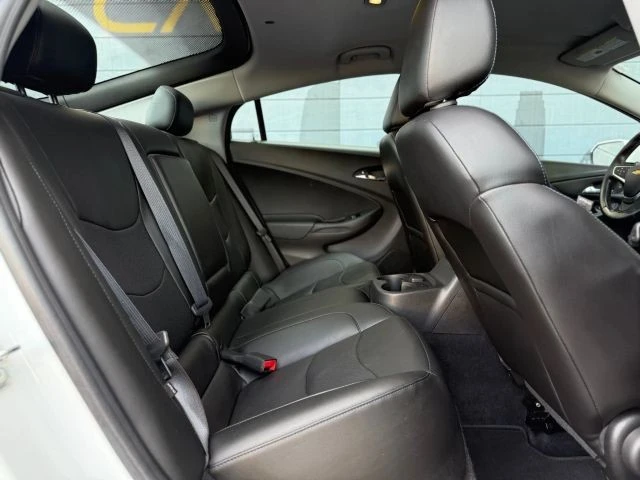 2018 Chevrolet Volt - Image 15 of 20