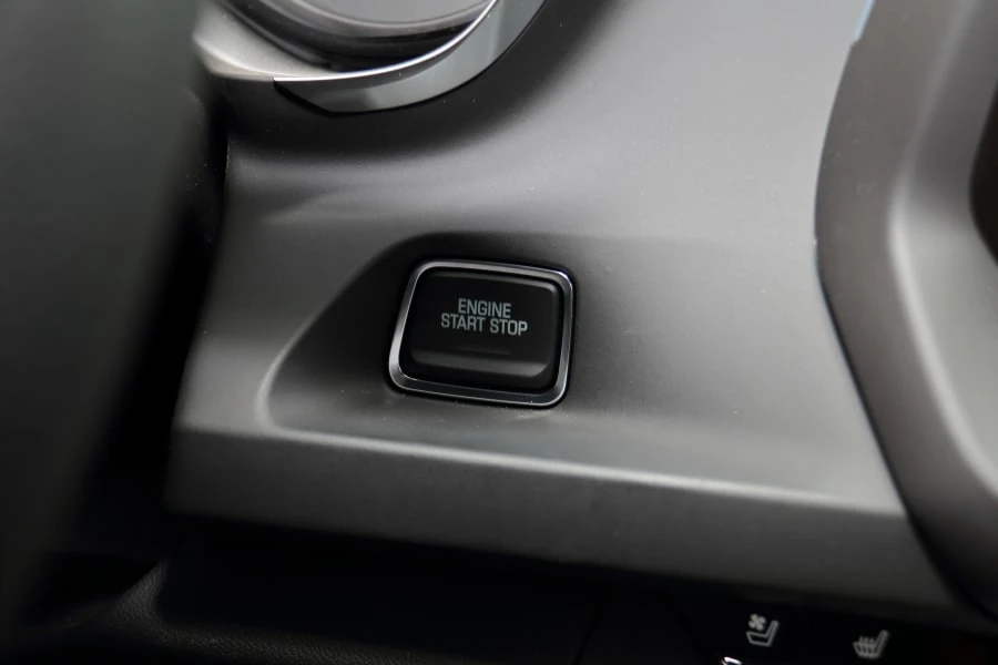 2018 Chevrolet Camaro 6th Gen - Image 26 of 31
