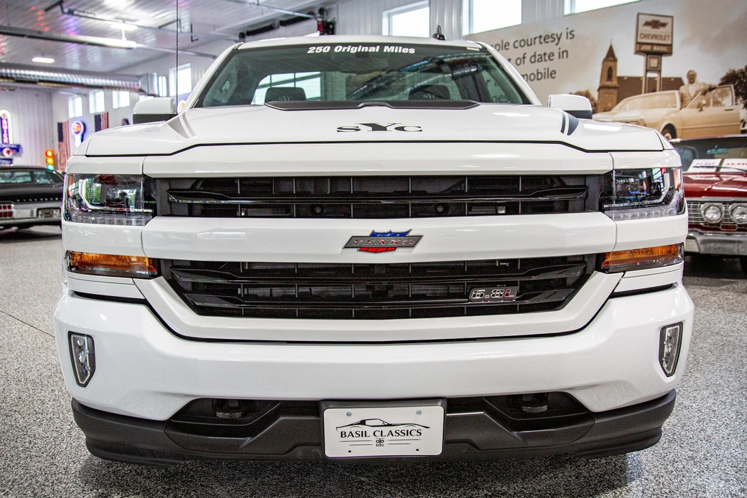 2018 Chevrolet Silverado 3rd Gen - Image 2 of 20