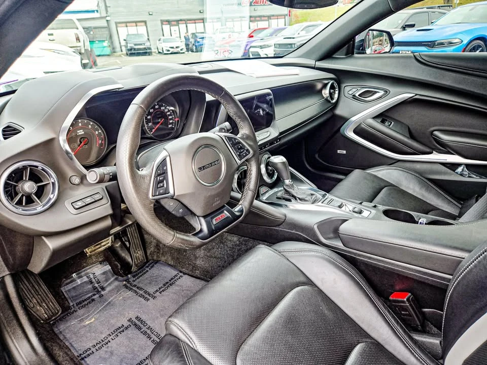 2018 Chevrolet Camaro SS 6th Gen - Image 9 of 18