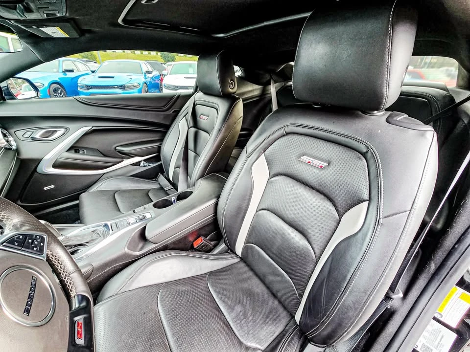 2018 Chevrolet Camaro SS 6th Gen - Image 10 of 18