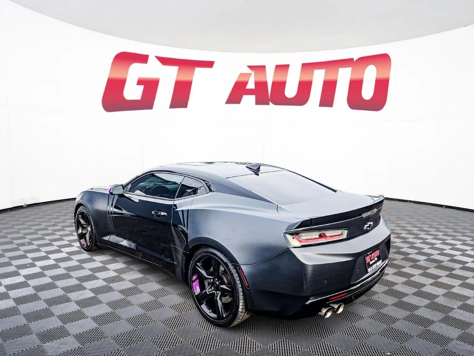 2018 Chevrolet Camaro SS 6th Gen - Image 5 of 18
