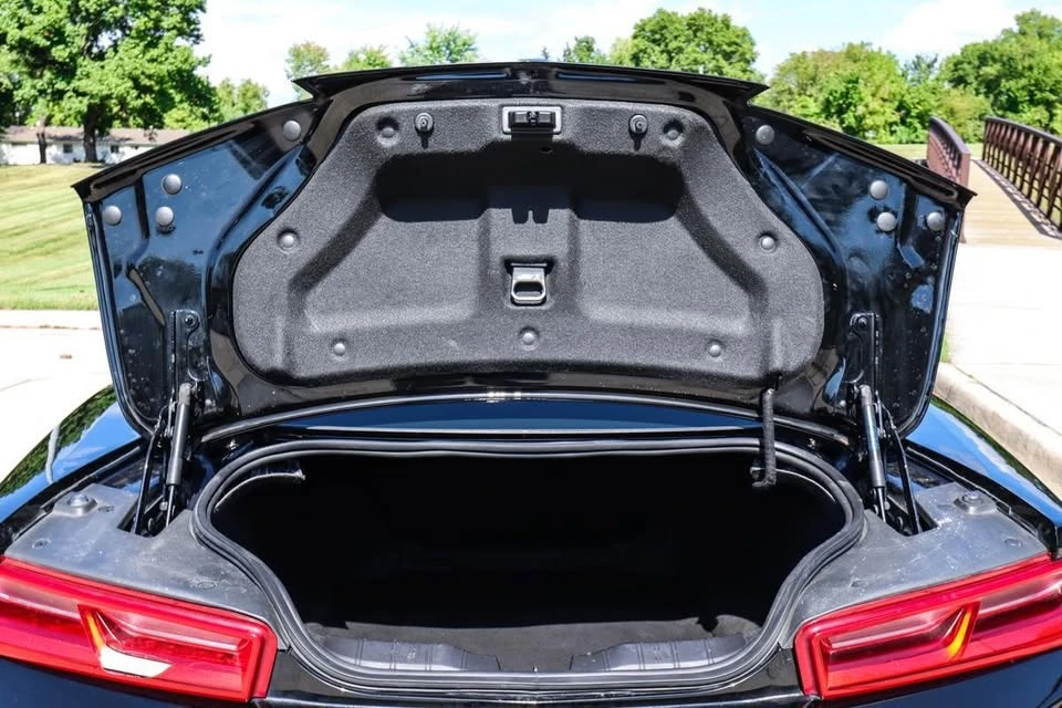 2018 Chevrolet Camaro 6th Gen - Image 19 of 20
