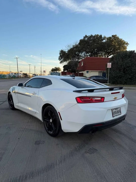 2018 Chevrolet Camaro 6th Gen - Image 11 of 19