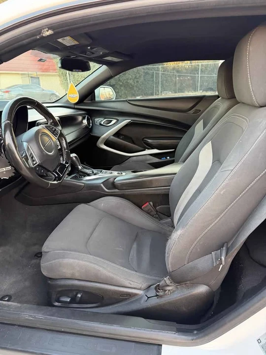 2018 Chevrolet Camaro 6th Gen - Image 16 of 19