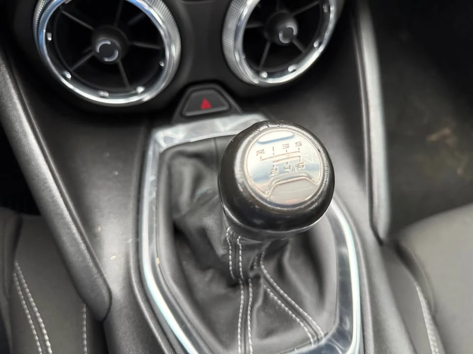 2018 Chevrolet Camaro 6th Gen - Image 16 of 16