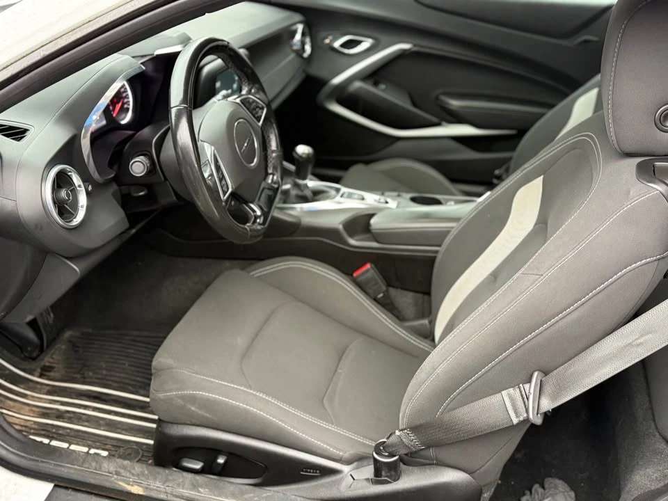 2018 Chevrolet Camaro 6th Gen - Image 9 of 16
