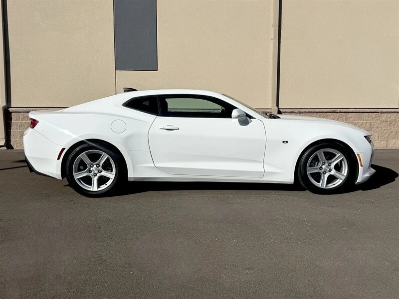 2018 Chevrolet Camaro 6th Gen - Image 4 of 20