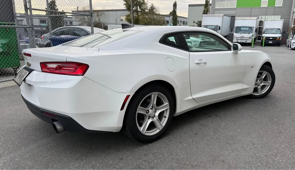 2018 Chevrolet Camaro 6th Gen - Image 6 of 14