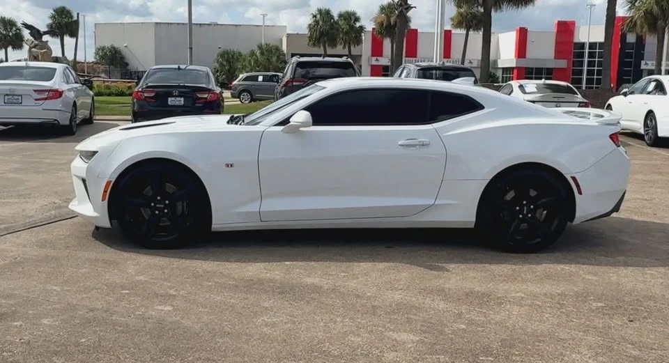 2018 Chevrolet Camaro SS 6th Gen - Image 2 of 5