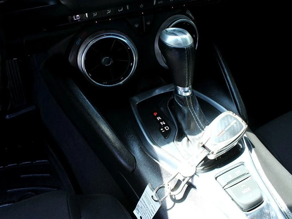 2018 Chevrolet Camaro SS 6th Gen - Image 10 of 20