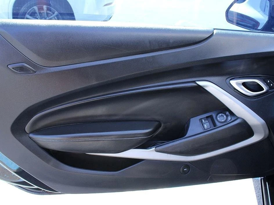 2018 Chevrolet Camaro SS 6th Gen - Image 7 of 20