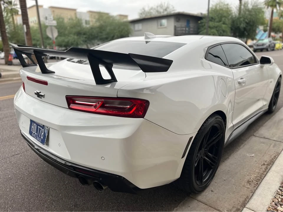 2018 Chevrolet Camaro SS 6th Gen - Image 5 of 15