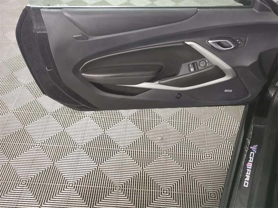 2018 Chevrolet Camaro 6th Gen - Image 17 of 20