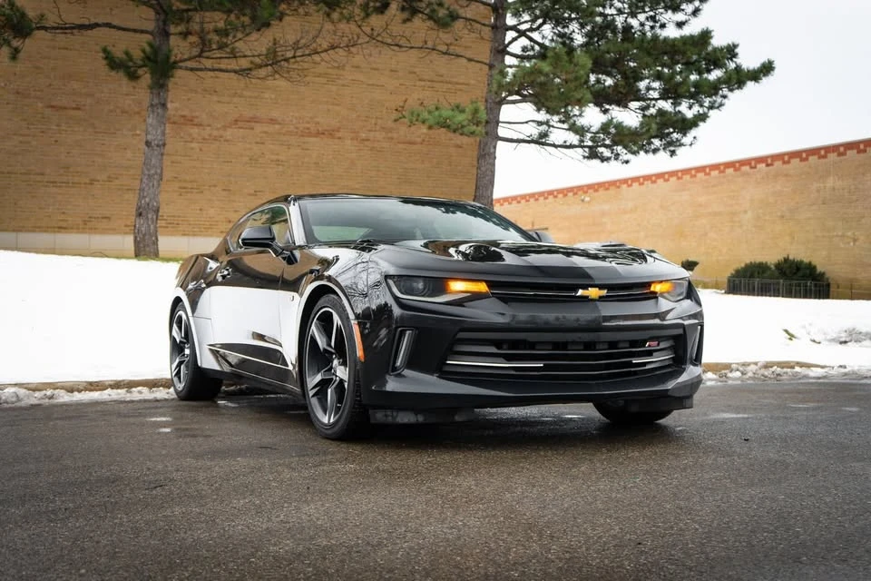 2018 Chevrolet Camaro 6th Gen - Image 2 of 10