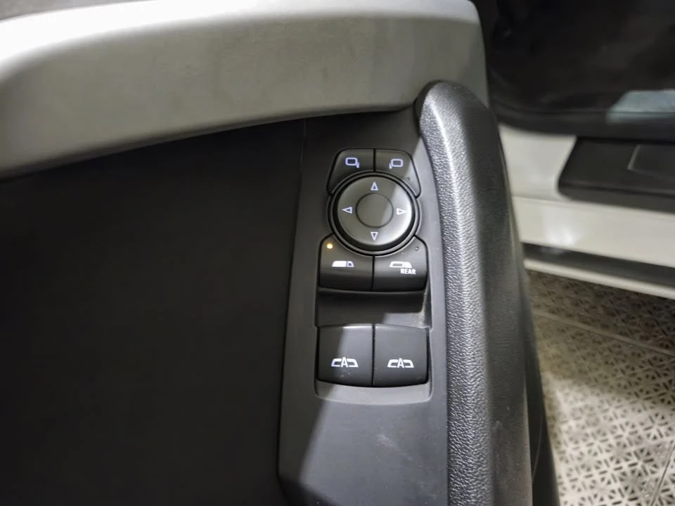 2018 Chevrolet Camaro 6th Gen - Image 8 of 20
