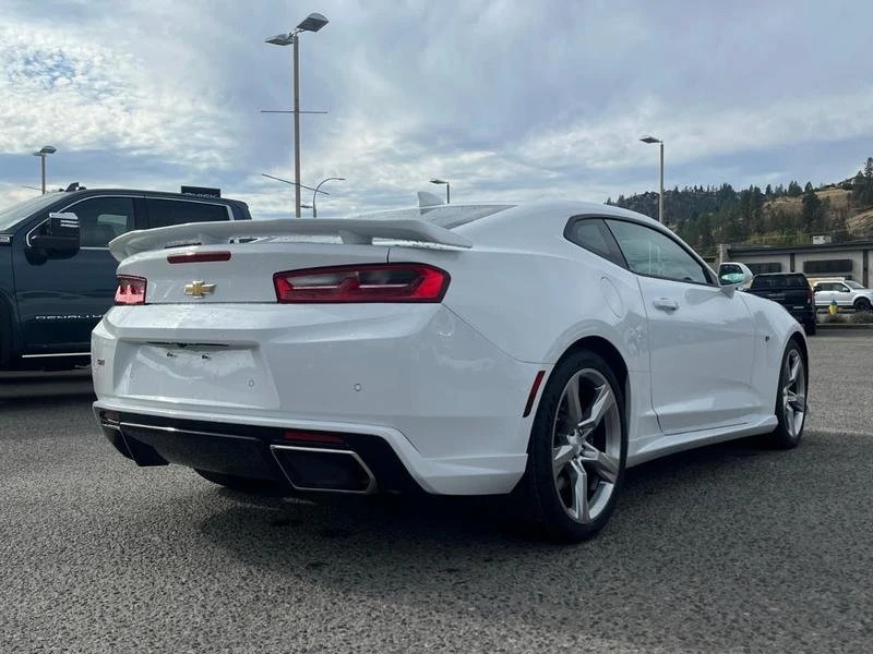 2018 Chevrolet Camaro SS 6th Gen - Image 5 of 18
