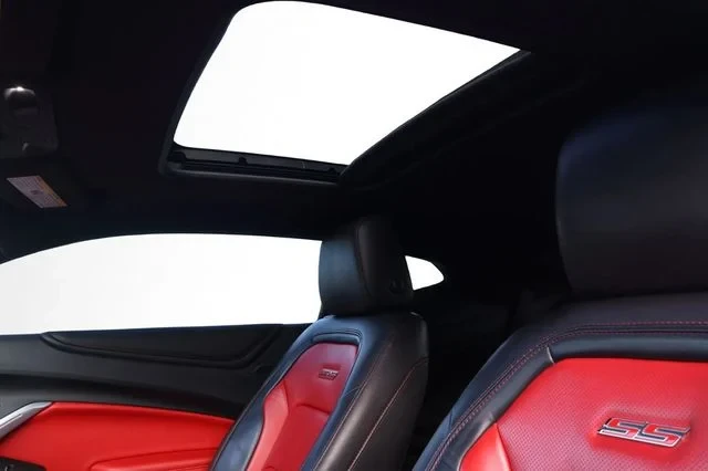 2018 Chevrolet Camaro SS 6th Gen - Image 6 of 12