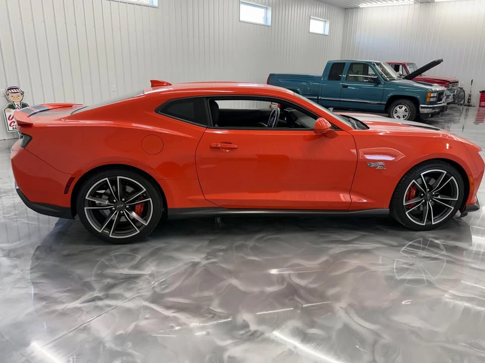 2018 Chevrolet Camaro SS 6th Gen - Image 16 of 20