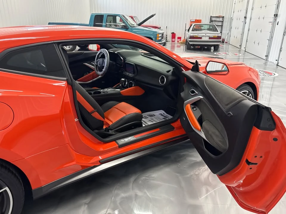 2018 Chevrolet Camaro SS 6th Gen - Image 5 of 20