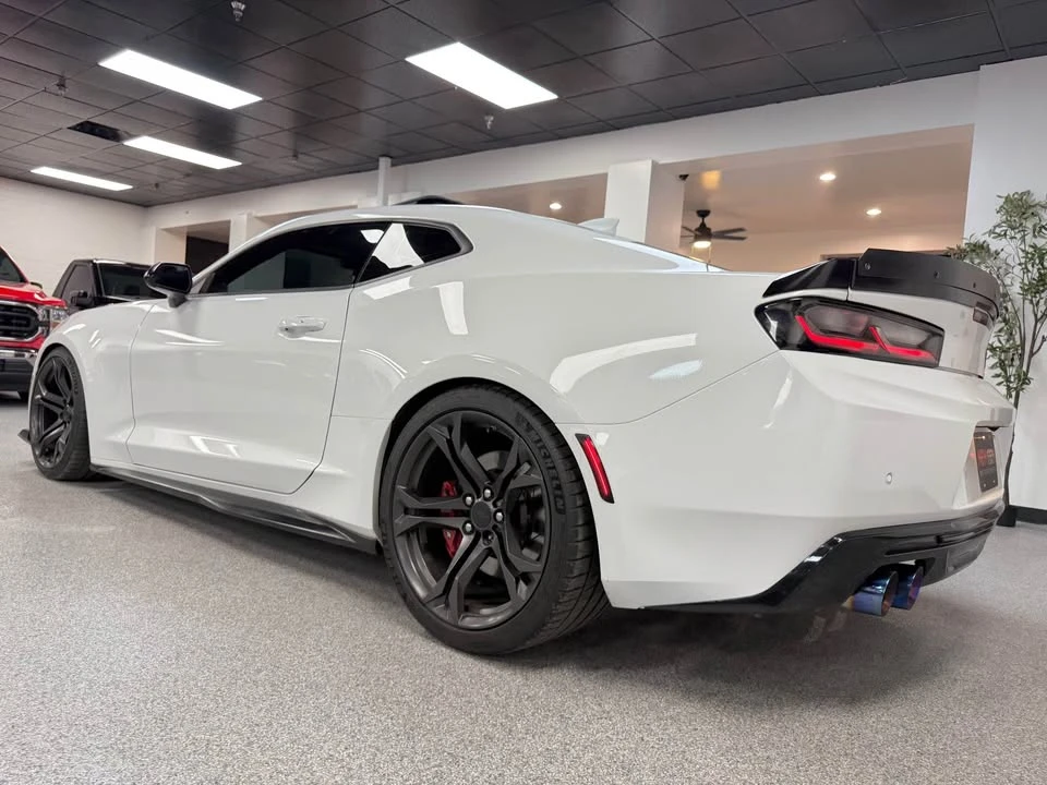 2018 Chevrolet Camaro SS 6th Gen - Image 5 of 19