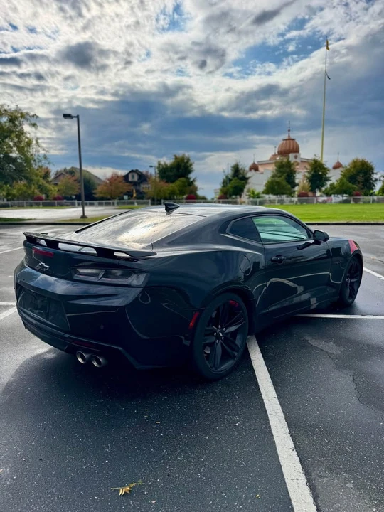 2018 Chevrolet Camaro SS 6th Gen - Image 5 of 15