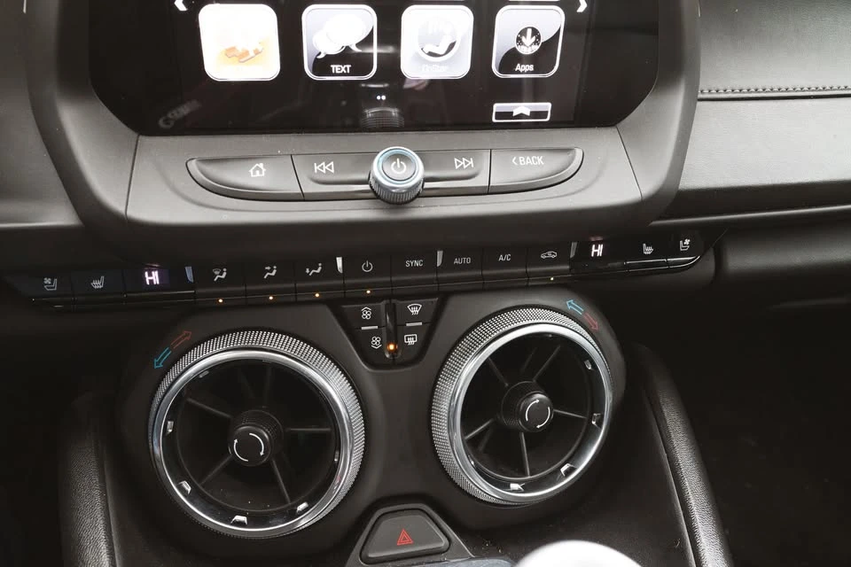 2018 Chevrolet Camaro 6th Gen - Image 9 of 19