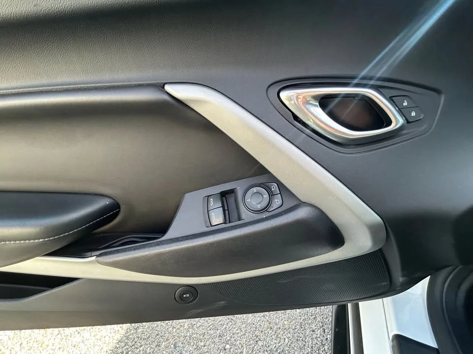 2018 Chevrolet Camaro 6th Gen - Image 14 of 15