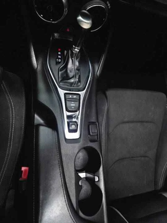 2018 Chevrolet Camaro 6th Gen - Image 16 of 19