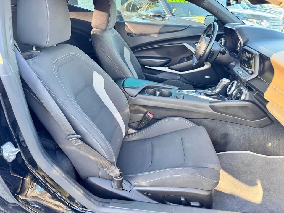 2018 Chevrolet Camaro 6th Gen - Image 10 of 14