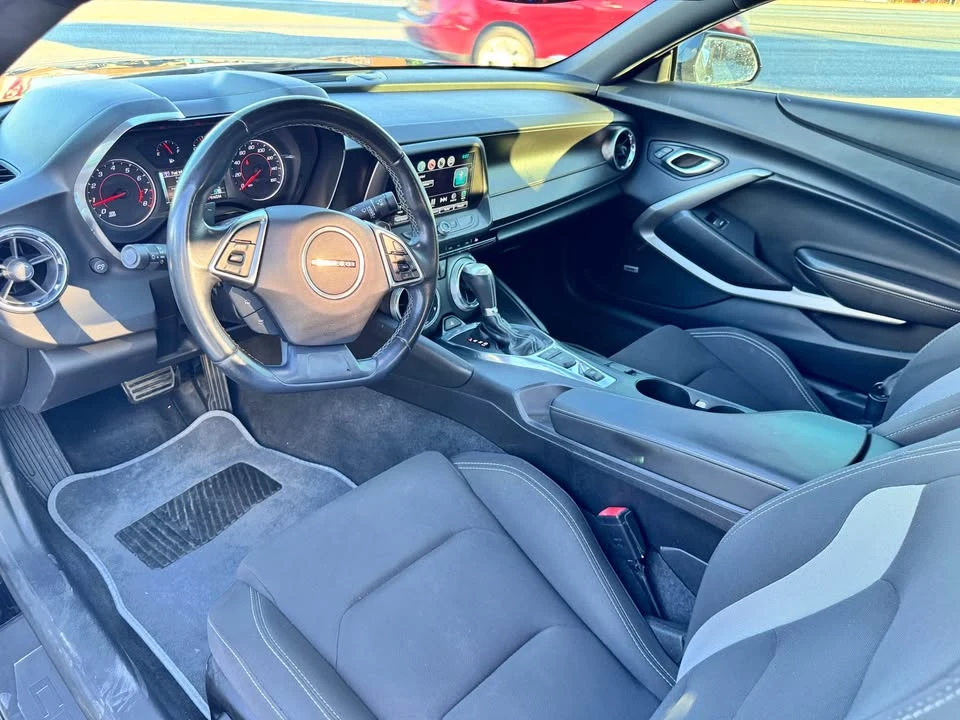 2018 Chevrolet Camaro 6th Gen - Image 8 of 14