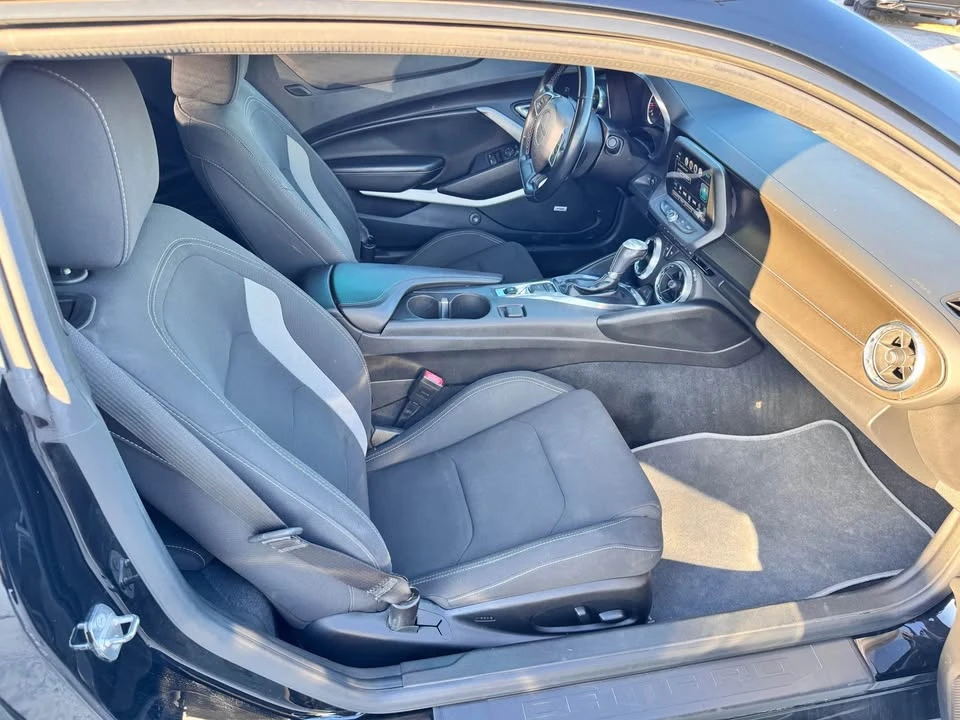 2018 Chevrolet Camaro 6th Gen - Image 9 of 14