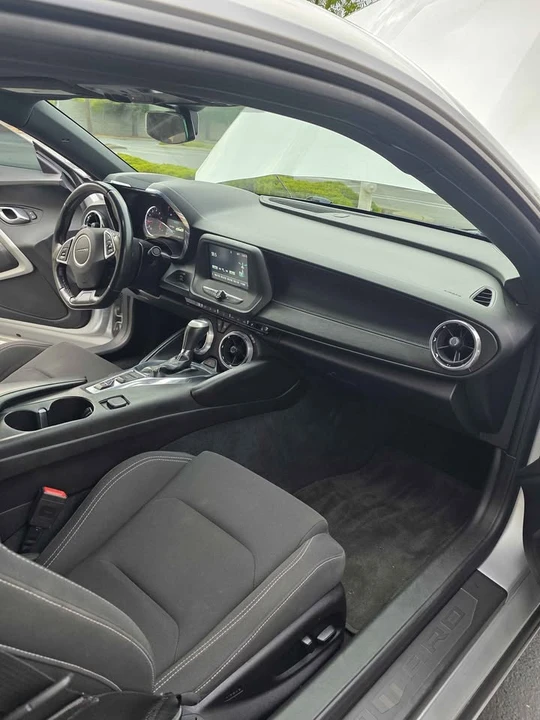 2018 Chevrolet Camaro 6th Gen - Image 8 of 14