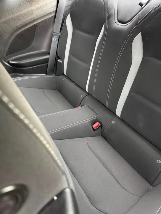 2018 Chevrolet Camaro 6th Gen - Image 11 of 15