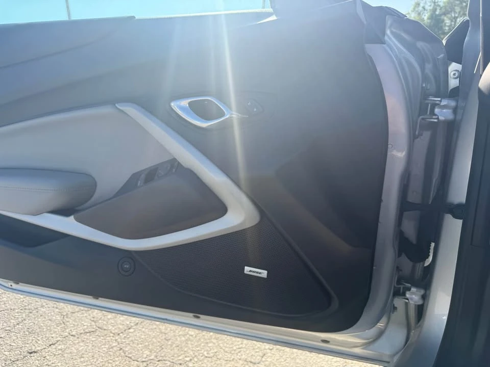 2018 Chevrolet Camaro SS 6th Gen - Image 8 of 12