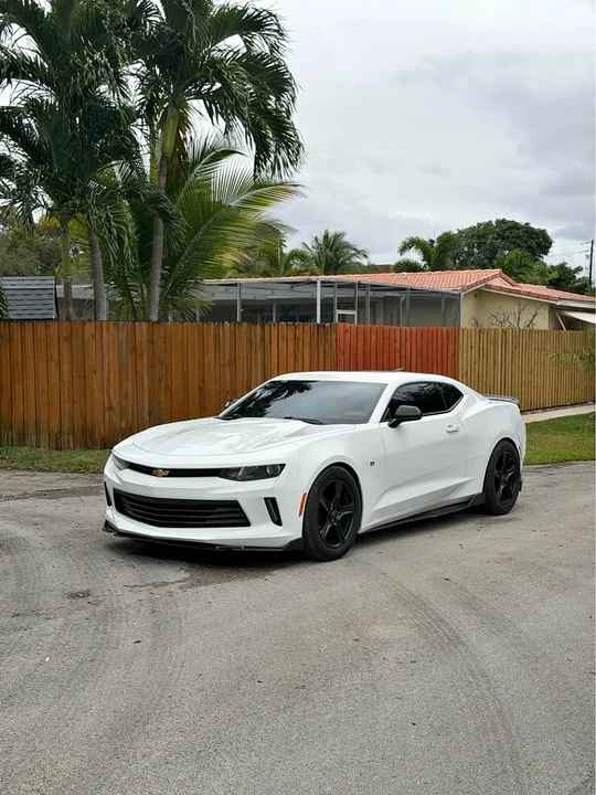 2018 Chevrolet Camaro SS 6th Gen - Image 2 of 10