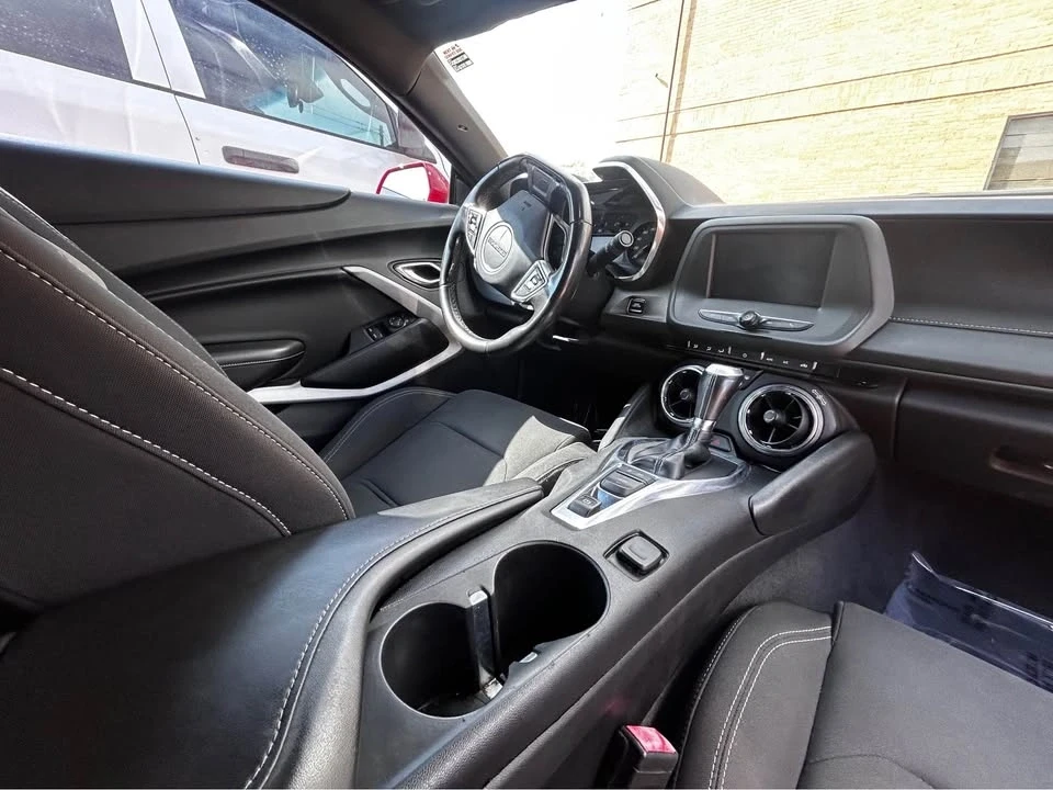 2018 Chevrolet Camaro 6th Gen - Image 10 of 14