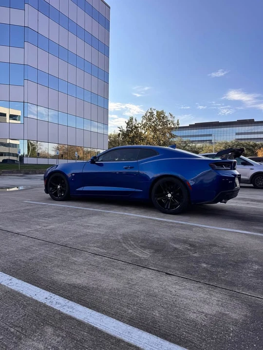 2018 Chevrolet Camaro 6th Gen - Image 9 of 12