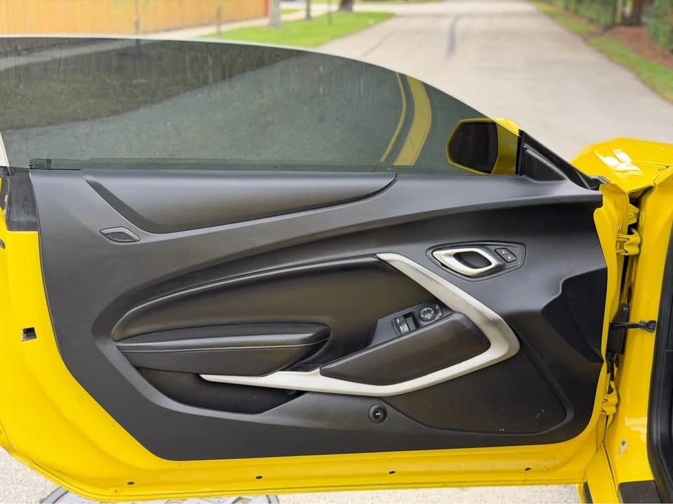 2018 Chevrolet Camaro 6th Gen - Image 14 of 15